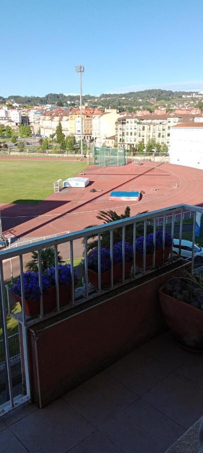 ポンテベドラVistas A La Pista De Atletismoアパートメント エクステリア 写真
